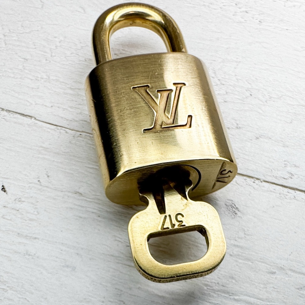 Louis Vuitton Gold Tone Padlock & Key Set #317 Made in France Authentic - Picture 3 of 6